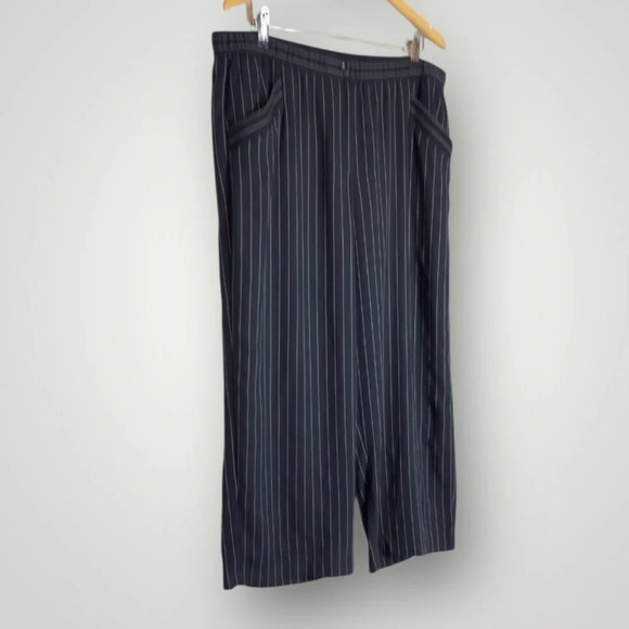 Eileen Fisher Indigo Pinstripe Crop Pants Large Wide Leg Tencel Blend Navy White - Picture 5 of 8